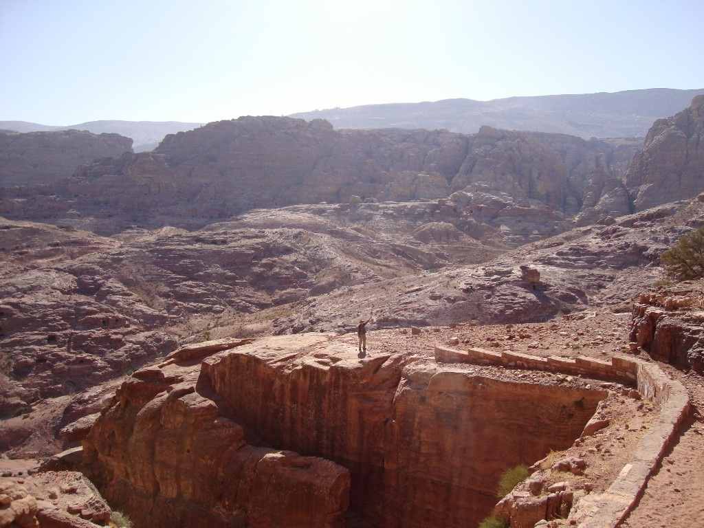 Jabel Umm Al Biyara Hiking Trail in Petra (PT-JHT-007)